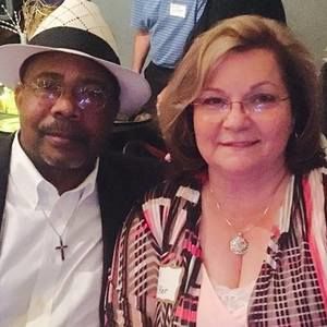 Meet your Posher, April